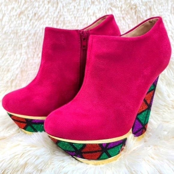 * Privileged  Fuchsia Multi Glitter 4"  Wedge Platform Heel Ankle Boot - Picture 2 of 5